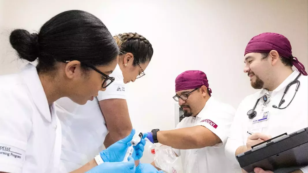 The Benefits of a Baptist LVN Program