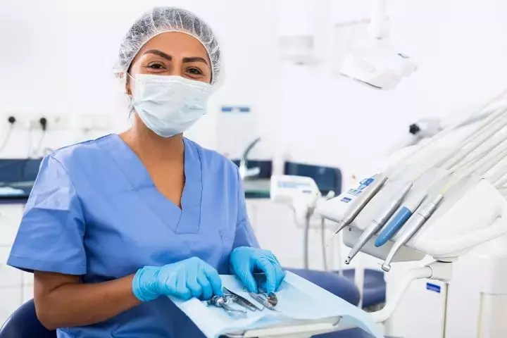 Navigating Your Path to Success: The Essential Guide to Dental Assistant Training Courses