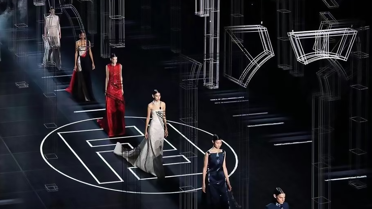 Exploring Online Fashion Design Courses: A Modern Approach to Creativity and Skill Development