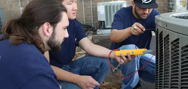 Why You Should Apply for an HVAC Apprenticeship Program