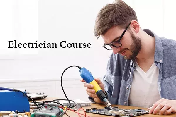 How to Become a Qualified Electrician in the UK – A Complete Guide to Courses & Career Pathways  