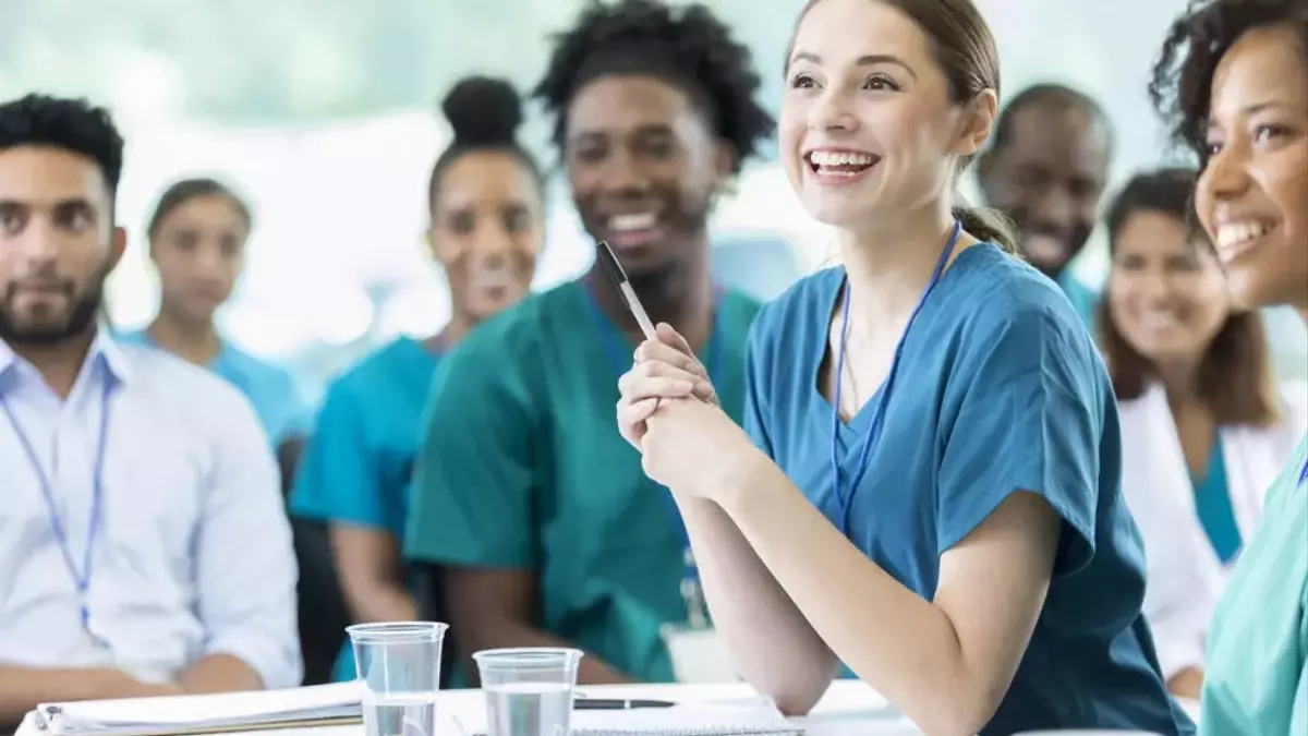 How Nursing Courses Are Helping People in the UK Explore Healthcare Careers