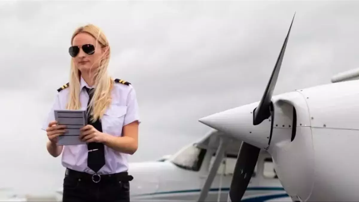 Exploring Aviation Management Degrees: Curriculum, Specializations, and Career Opportunities