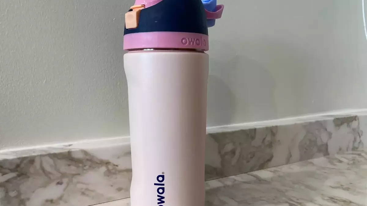 Top Metal Water Bottles for Children: A Microplastic-Free Hydration Guide