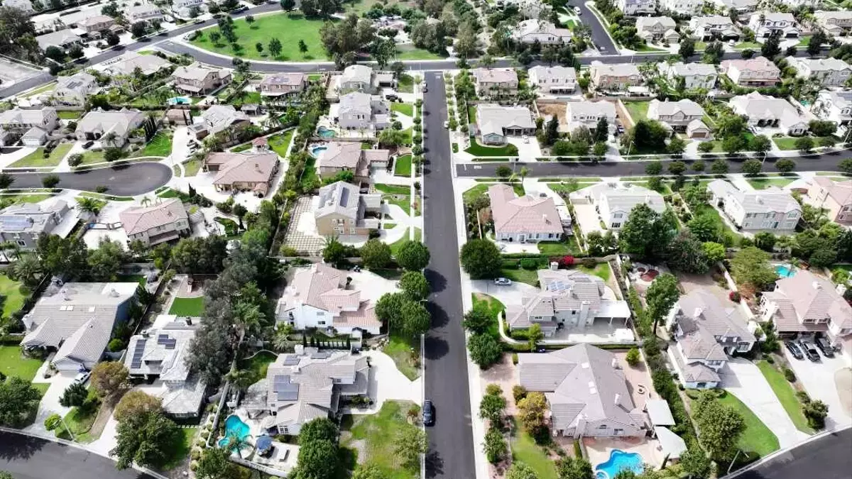 Navigating Homeownership in Retirement: A Complex Decision for Seniors