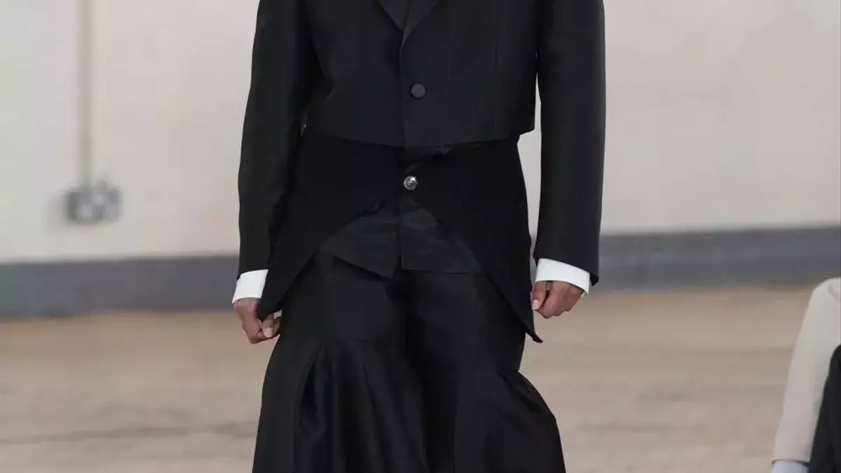 Toga's Autumn/Winter 2026 Collection: A Fusion of Traditional and Modern