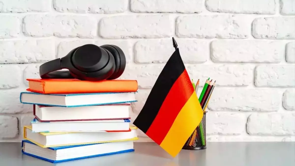 German Language Courses: Concepts, Approaches, and Educational Insights