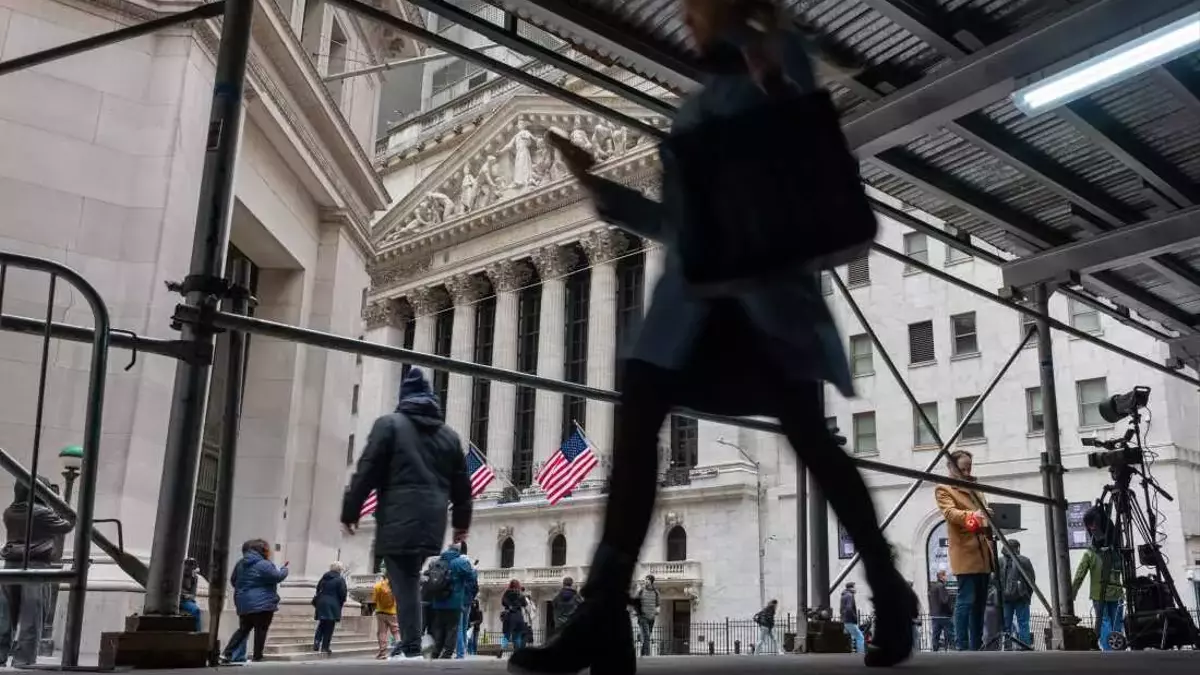 Wall Street Bets on Tariff Refunds After Supreme Court Ruling