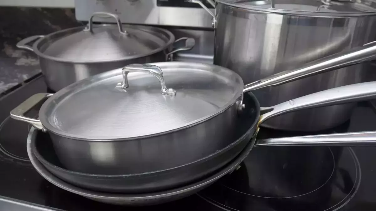 Exploring Non-Toxic Cookware: A Comprehensive Guide to Safer Kitchen Choices