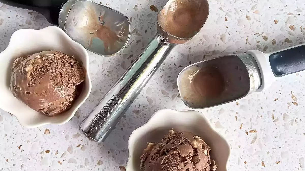 Unveiling the Best Ice Cream Scoops for Effortless Dessert Serving