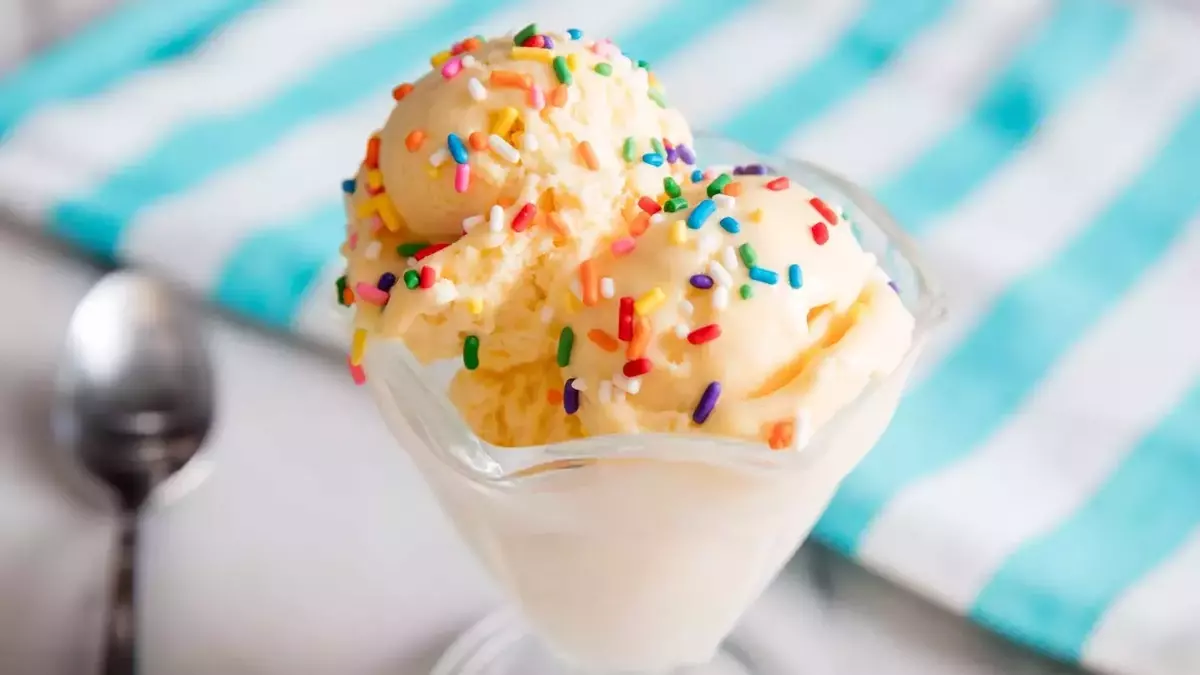 The Art of No-Churn Ice Cream: Innovations for Creamy Frozen Delights