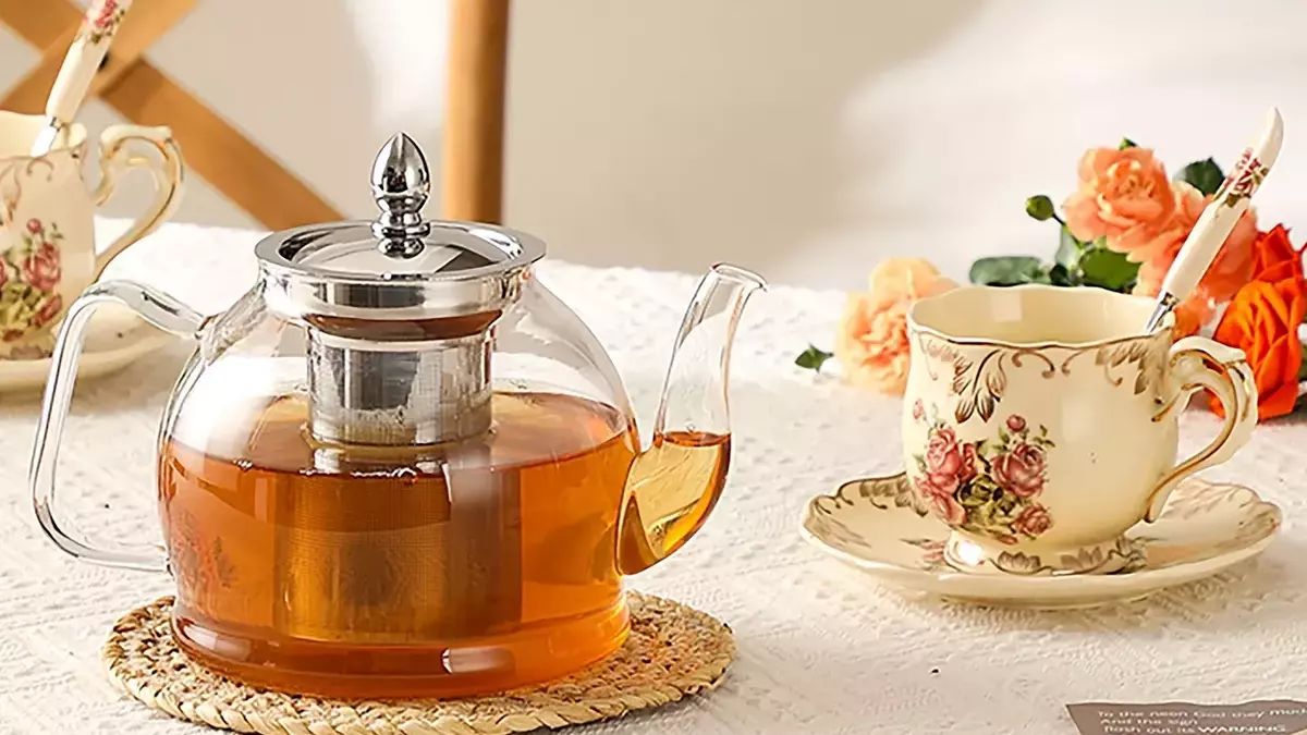 Enhancing Your Tea Experience: Essential Brewing Tools for Health and Flavor