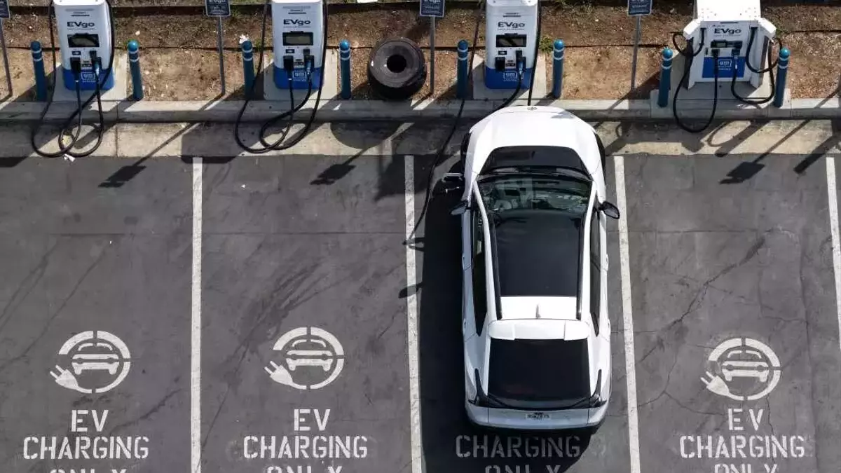 Electric Vehicle Performance in Extreme Temperatures: AAA's Latest Findings