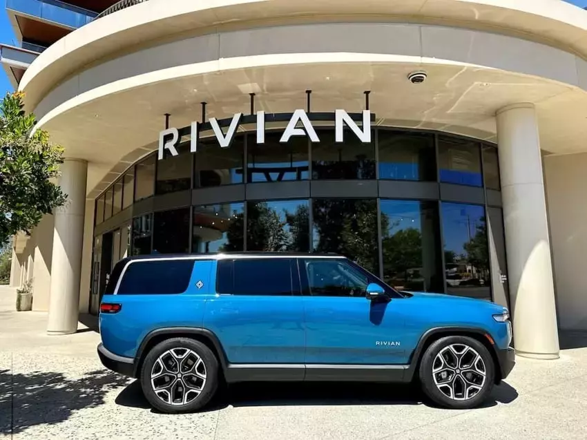 Rivian Explores Domestic Lidar Production and Advanced Chip Development for Autonomous Vehicles