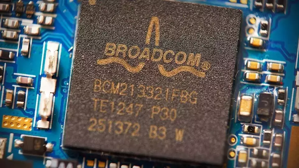 Goldman Sachs Reaffirms Positive Outlook on Broadcom's Stock Amidst AI Expansion