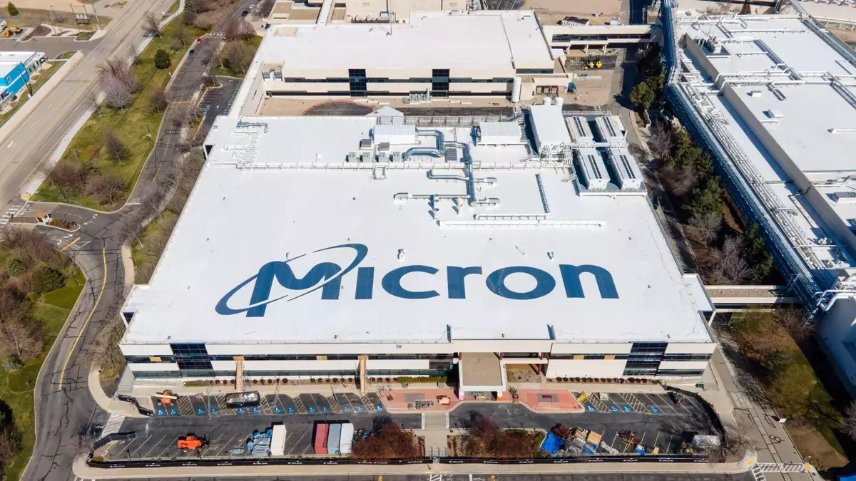 Micron Unveils High-Capacity DDR5 Server Modules for AI