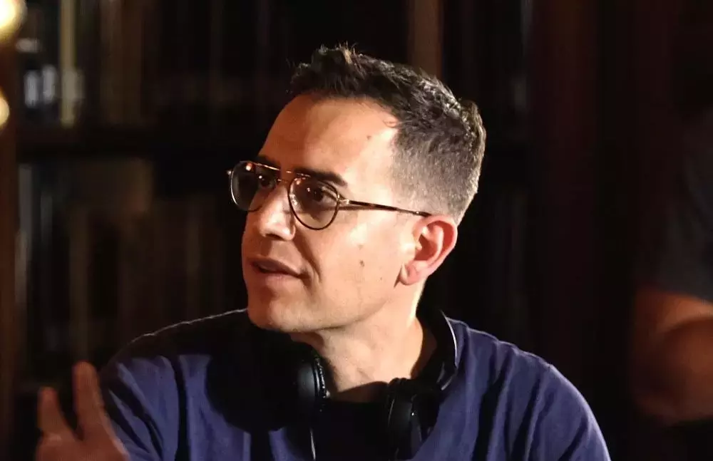 Emmy-Winning Director Jason Winer Joins United Talent Agency