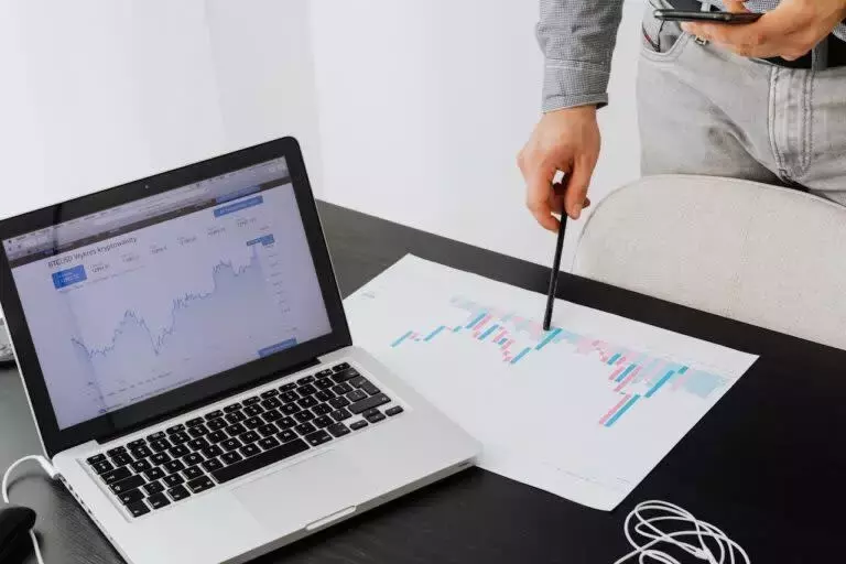 Donnelley Financial (DFIN) Boosts Share Buyback Amid Surging Software Revenue
