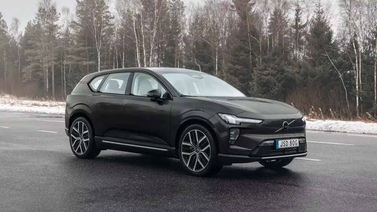 Volvo EX60 Electric SUV: Price and Range Revealed