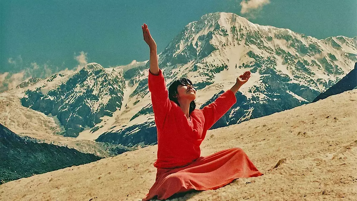 Himalayan Yoga Master Yogmata Keiko Aikawa Embarks on Global Enlightenment Tour
