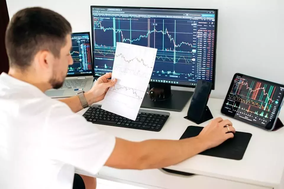 Understanding PDBC's True Value Beyond Its Dividend Yield