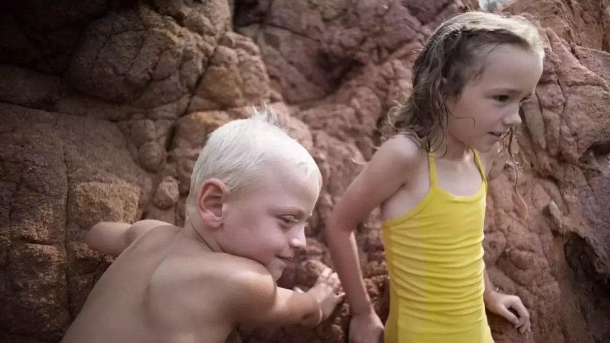 Bruno Dumont's 'Red Rocks': A Minimalist Riviera Tale