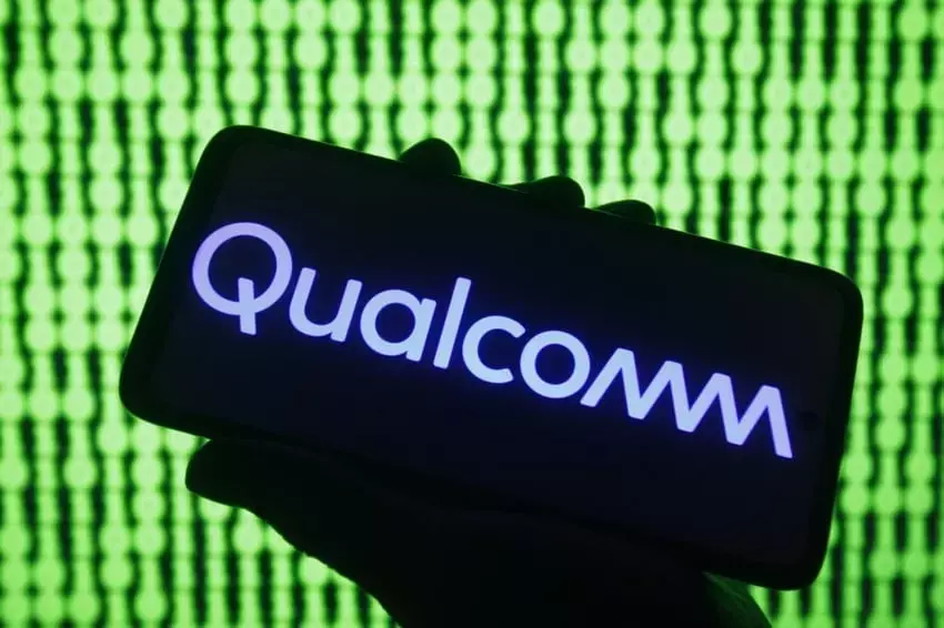Qualcomm Stock Surges on AI Smartphone Prospects and Automotive Partnerships