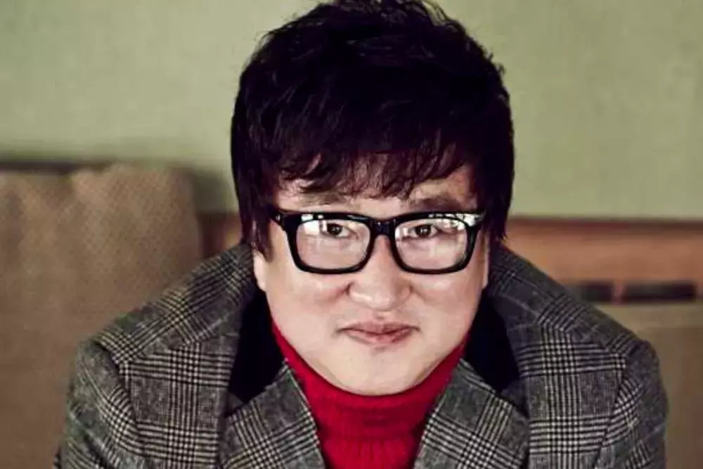 Lee Hwan-kyung Teams Up with Falcon Pictures for 'Gasigogi,' an Indonesian Drama on Paternal Sacrifice