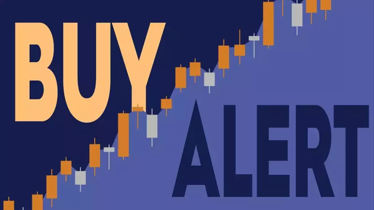 ICF International Director Buys 8,000 Shares Amidst Stock Dip