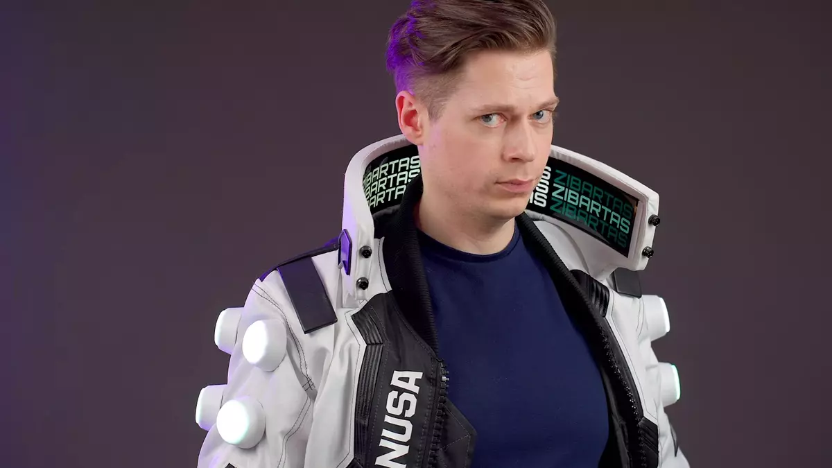 Cosplayer Crafts Real-Life Cyberpunk 2077 Jacket with Flexible OLED Collar