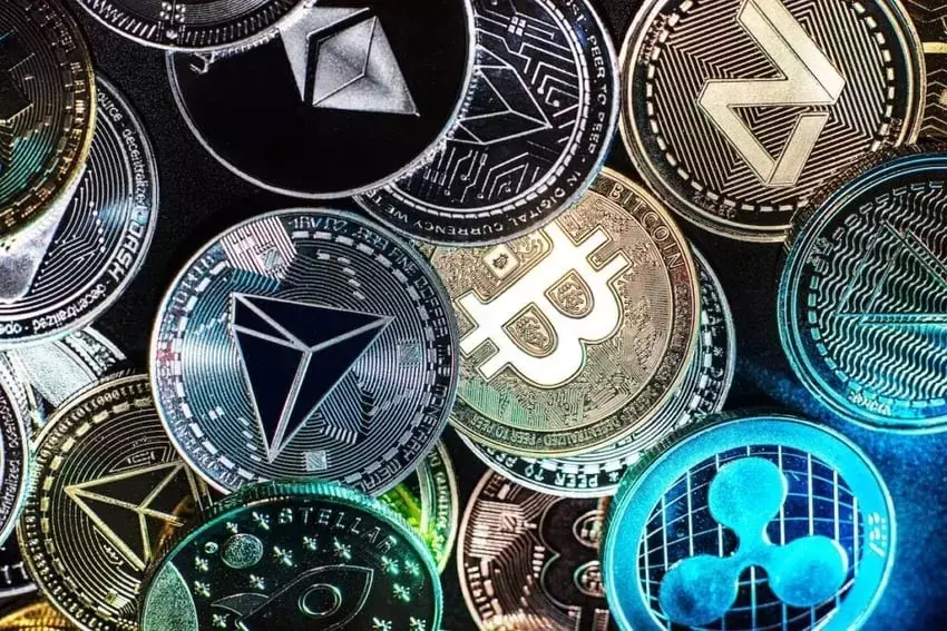 Cryptocurrency Markets Face Downturn: Bitcoin, Ethereum, and Altcoins Decline Amid Geopolitical Tensions
