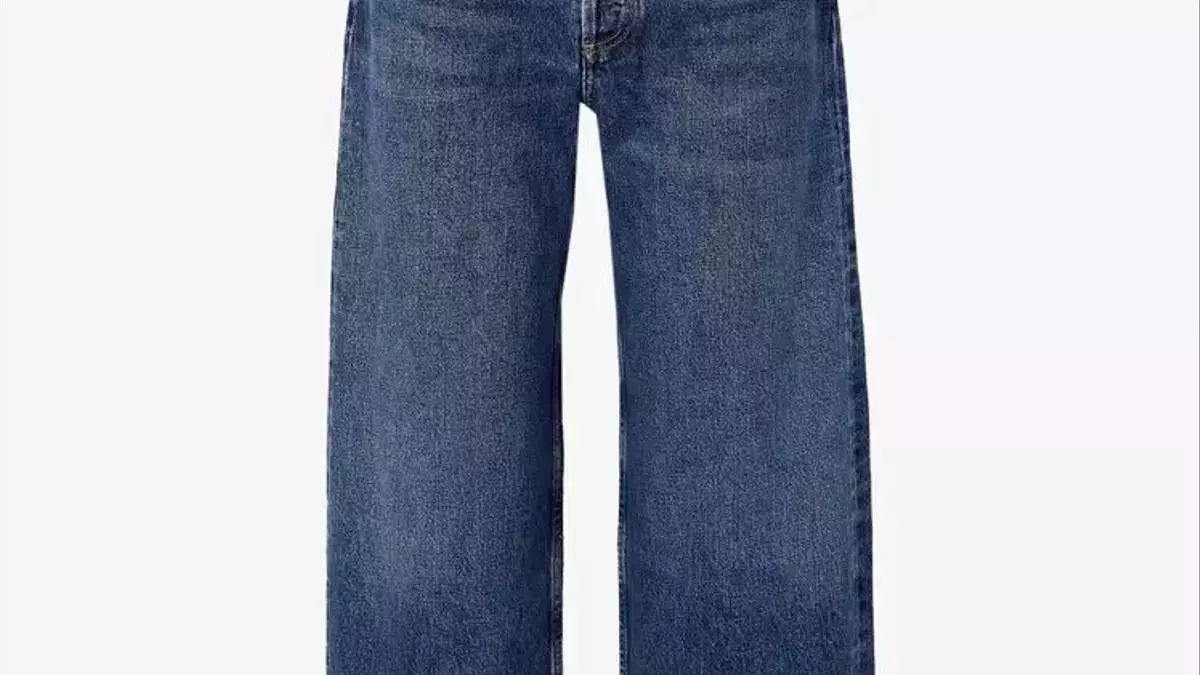 The Ultimate Guide to Women's Jeans: Finding Your Perfect Pair