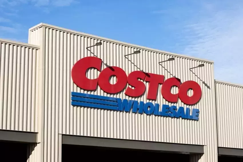 Costco's Q3 Performance and Analyst Outlook