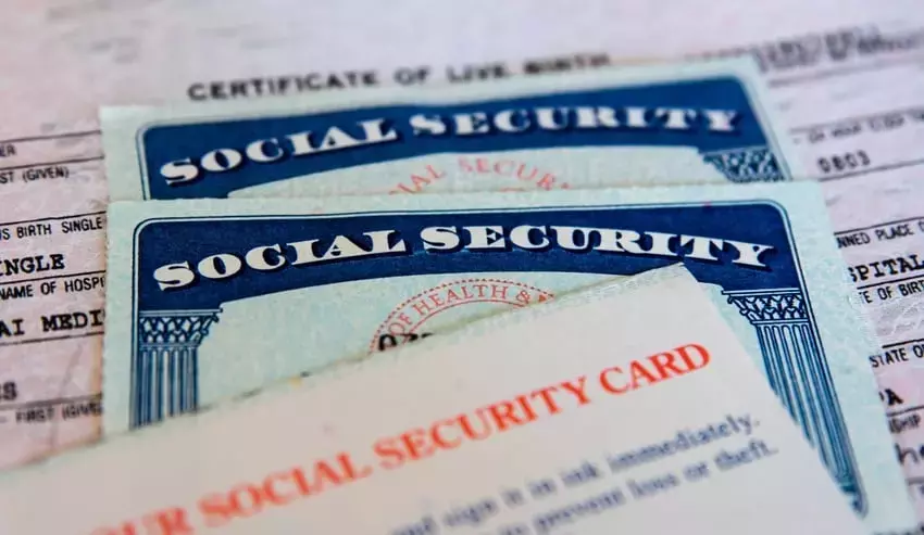 Americans Divided on Social Security Solutions as Funding Deadline Approaches