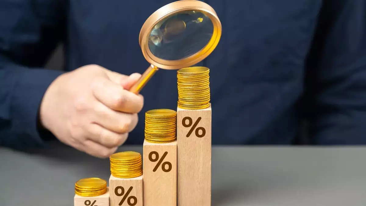 USHY ETF's True Yield: Unpacking the Reality Behind the Numbers