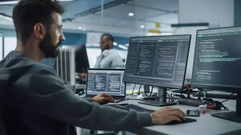Datadog's Soaring Market Value: A Deep Dive into Cloud Monitoring and AI Opportunities