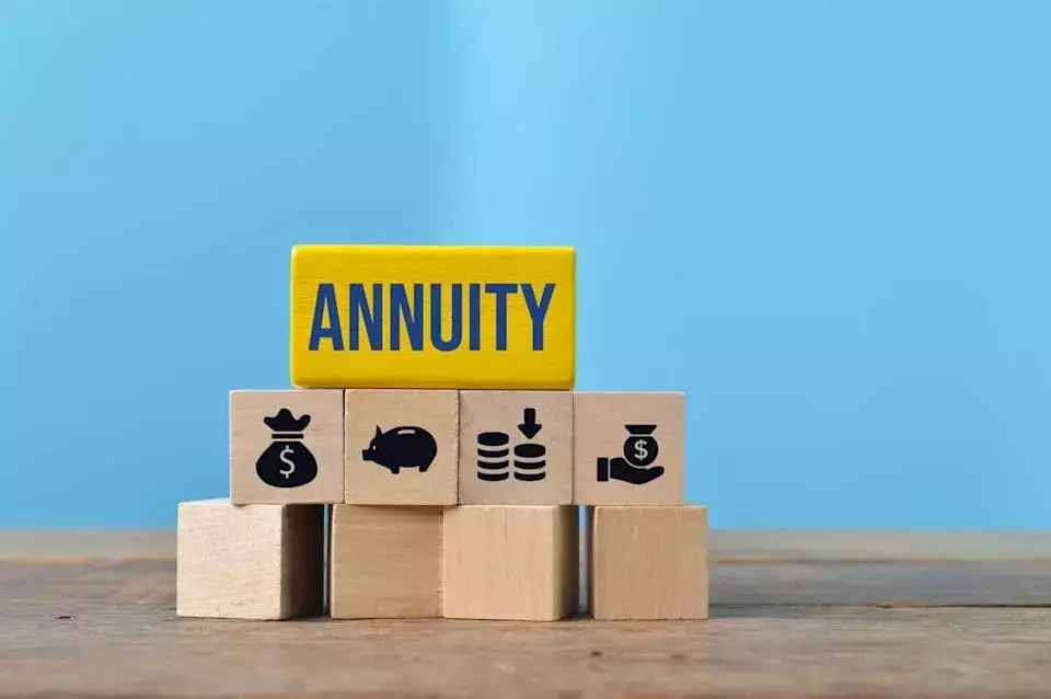 Understanding the Value of a $400,000 Annuity: A Retirement Income Analysis