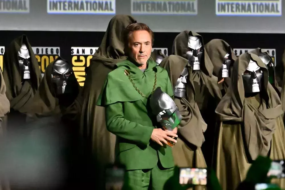 Russo Brothers on Robert Downey Jr.'s Doctor Doom Suit in 'Avengers: Doomsday'