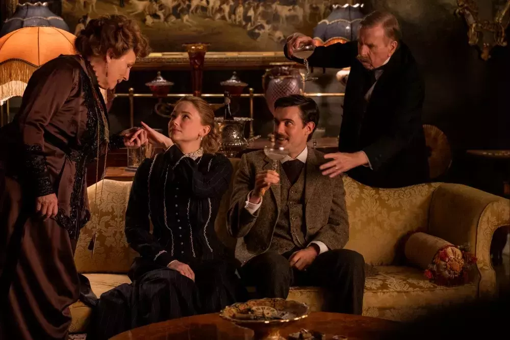Haley Bennett Shines in "Virginia Woolf's Night & Day" Adaptation, a Heartfelt but Didactic Portrayal of Female Empowerment