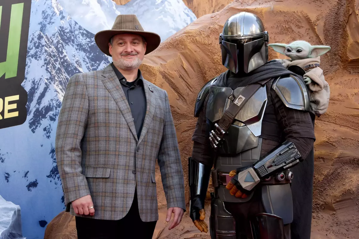 The Mandalorian and Grogu: Dave Filoni's Unexpected Return and the Gina Carano Controversy