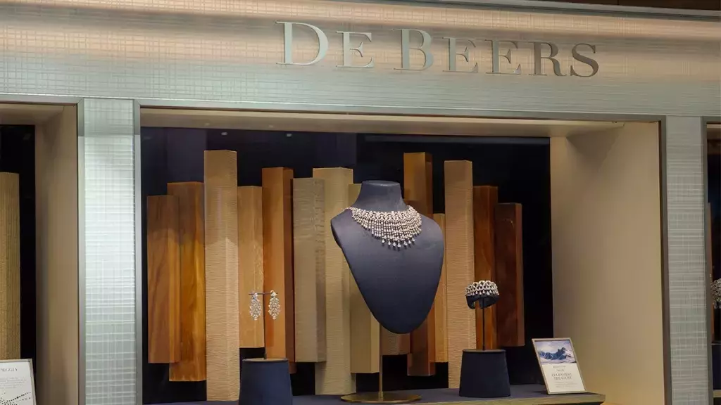 Richemont Considers Joining Bid for De Beers, Signaling Commitment to Natural Diamonds