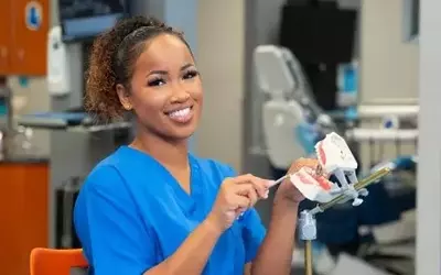 Unlocking the Potential: Exploring the Transformative World of Dental Assistant Courses