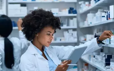 Exploring Pharmacy Programs: A Pathway to Diverse Careers and Lifelong Learning