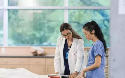 Understanding LPN to RN Online Pathways