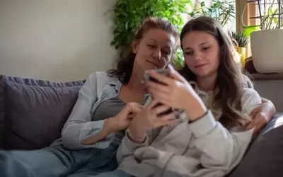 Family Cellphone Agreements: Nurturing Responsible Digital Habits
