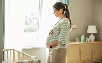 Expectant Mother Seeks Maternity Leave Hobbies, Receives Overwhelmingly Amusing and Candid Responses