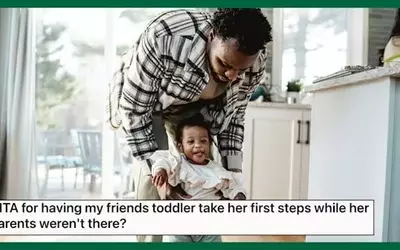 The Reddit Debate: When a Friend Records a Baby's First Steps Before the Parents