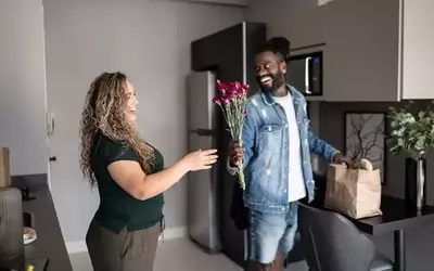 Exploring the 'Living Apart Together' Relationship Dynamic