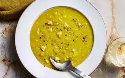 Quick and Easy Soups for Weeknight Dinners