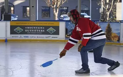 Skillet Curling: A Southern Take on an Olympic Sport